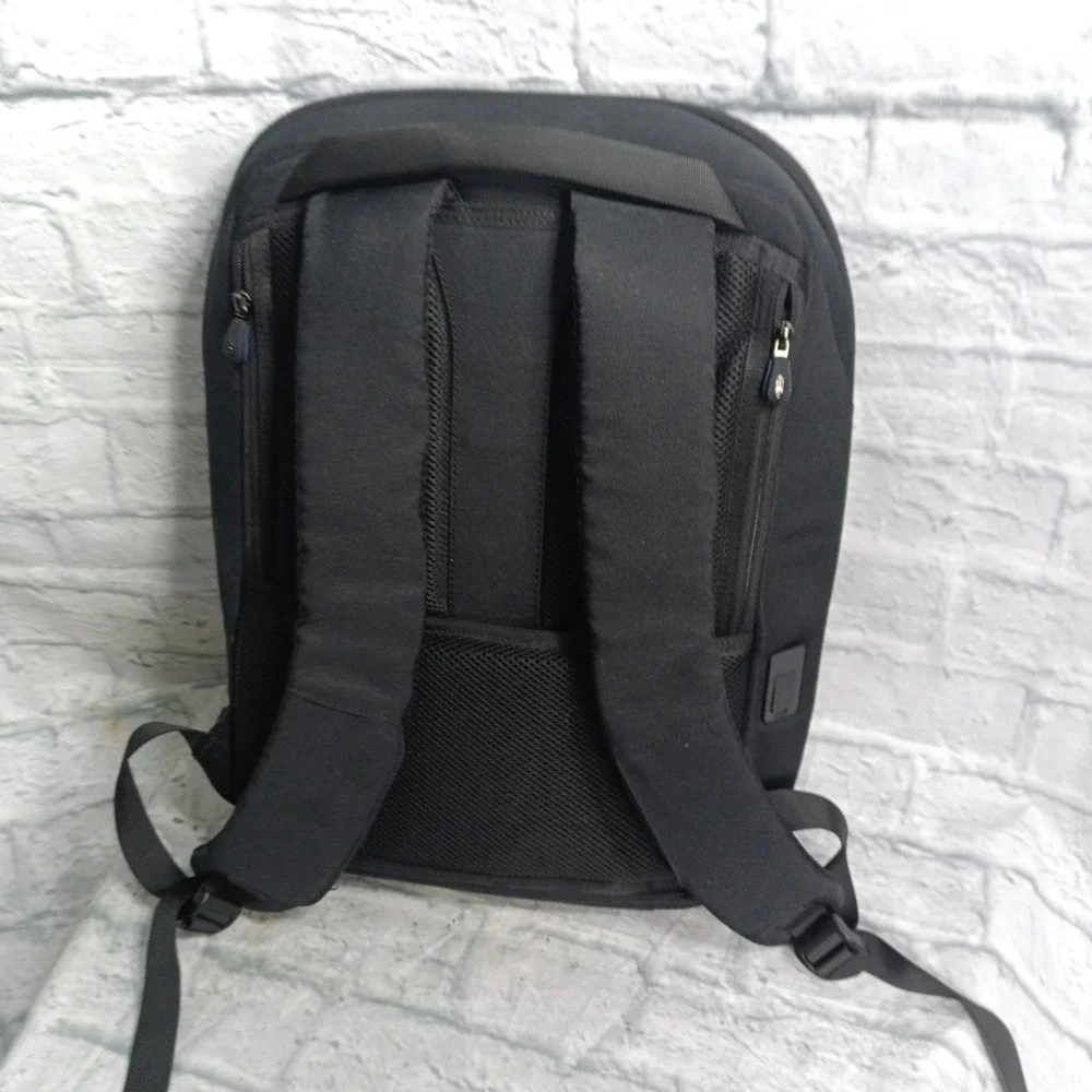 Ezri Pritikin Black Laptop Backpack USB Charging Port Commuter Bag s10